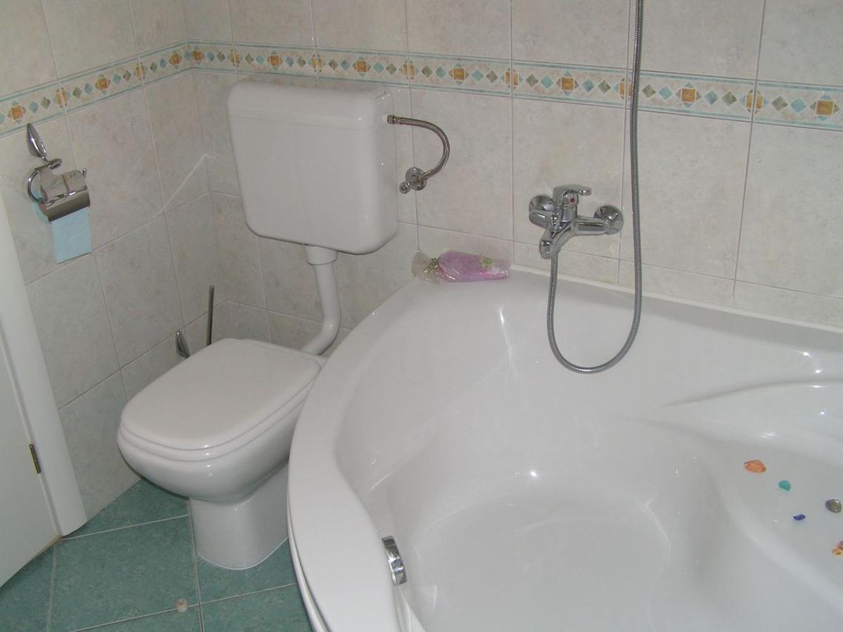 1 Apartmant & 1 Delux Room With Bathroom Dubrovnik Habitación foto